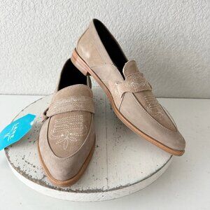 Lane Boots Womens Western Flats 10 MARTINGALE Latte Suede Cowgirl Loafer Slip On